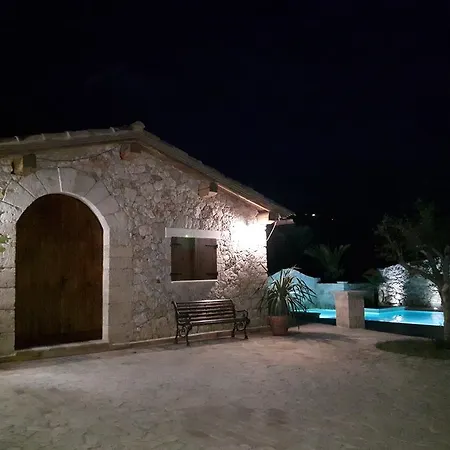 Casale Rocca Russa Villaggio Mose (Sicily)