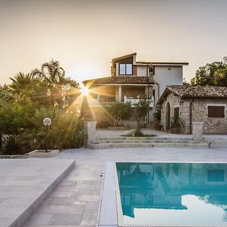 Casale Rocca Russa Bed & Breakfast Villaggio Mosè