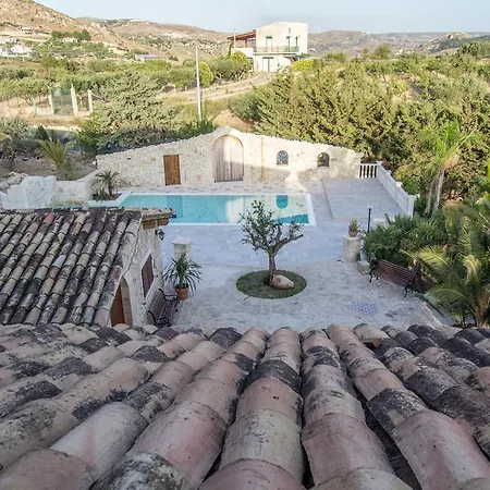 Casale Rocca Russa Bed & Breakfast Villaggio Mose (Sicily)