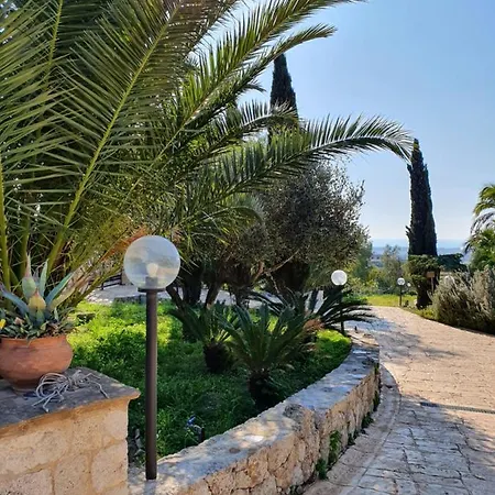 Casale Rocca Russa Villaggio Mose (Sicily)